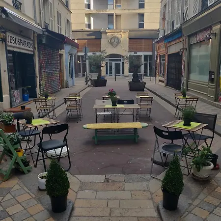 Du Marche