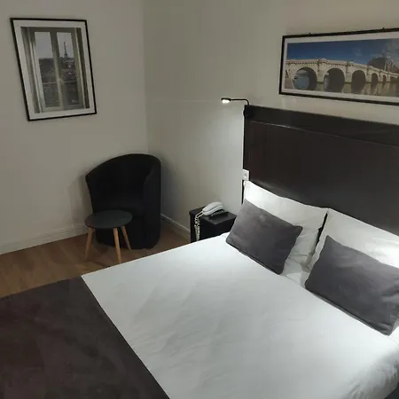 Hotel Du Marche *